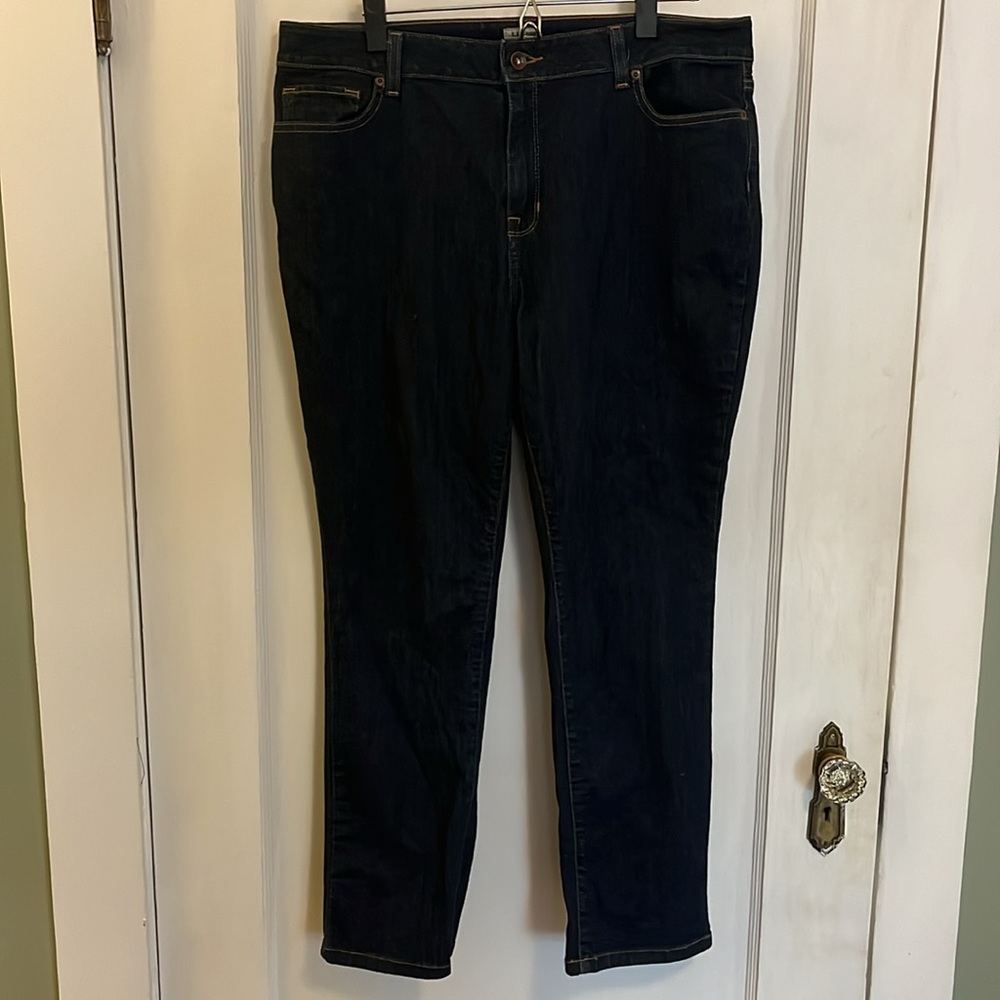 L.L. Bean Classic Fit Dark Jeans (Women’s 16P) - Picture 2 of 6